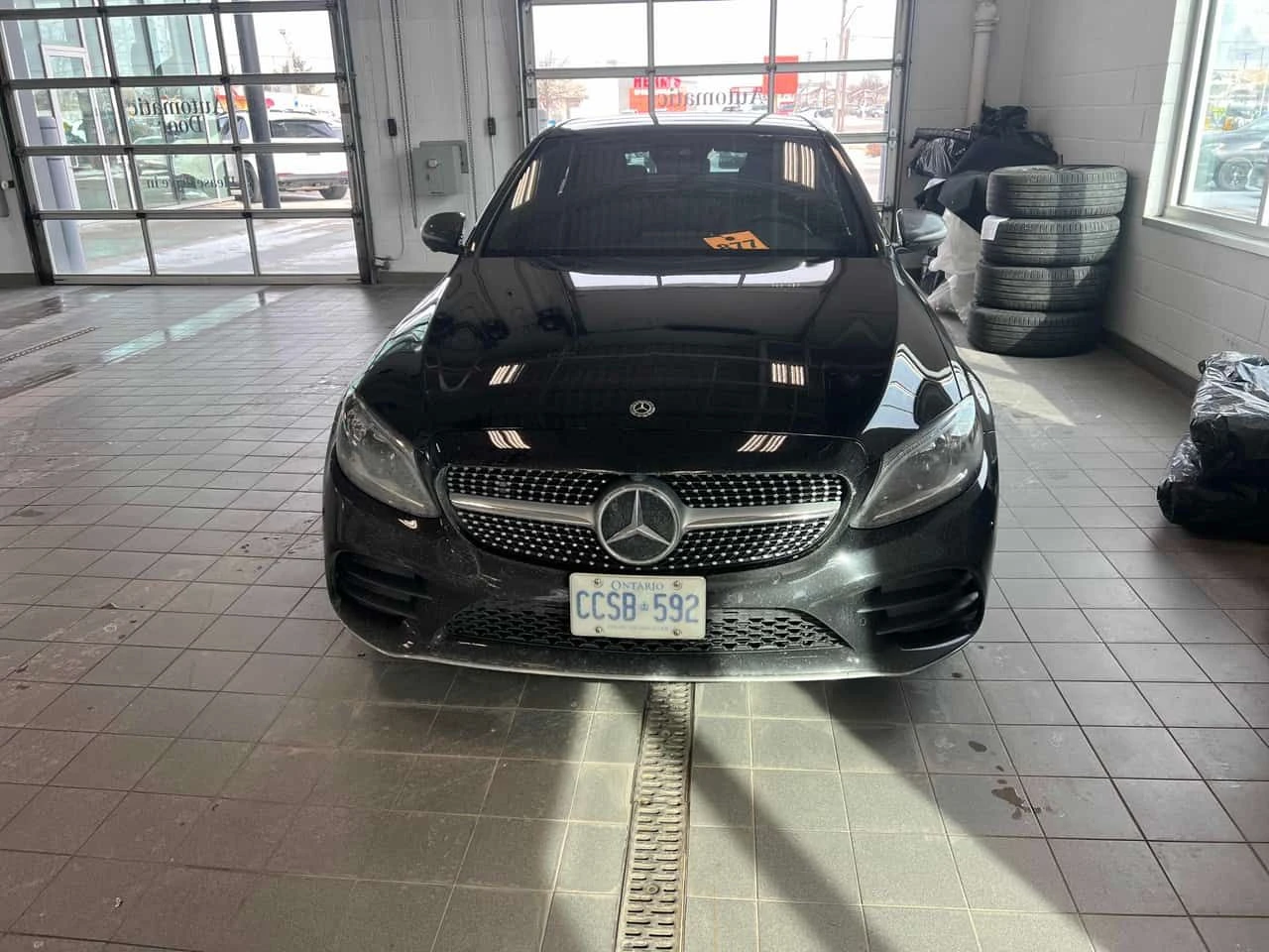 Mercedes-Benz C 300 * 2 КЛЮЧА* ПОДГРЕВ* PANO* KEYLESS* , снимка 15 - Автомобили и джипове - 53748509