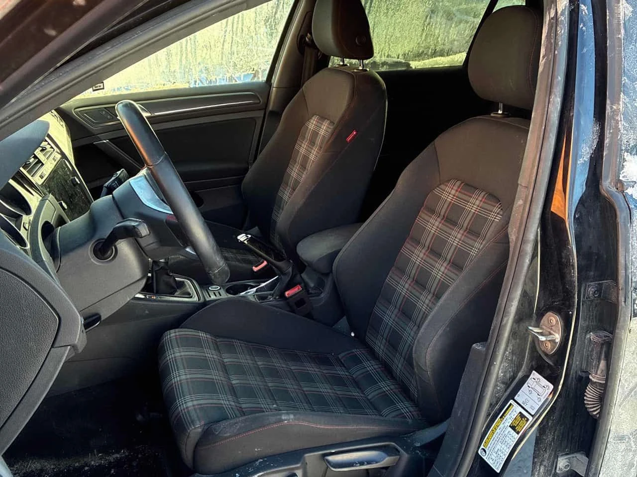 VW Golf * Manual * 2 КЛЮЧА* ПОДГРЕВ* , снимка 12 - Автомобили и джипове - 54063532