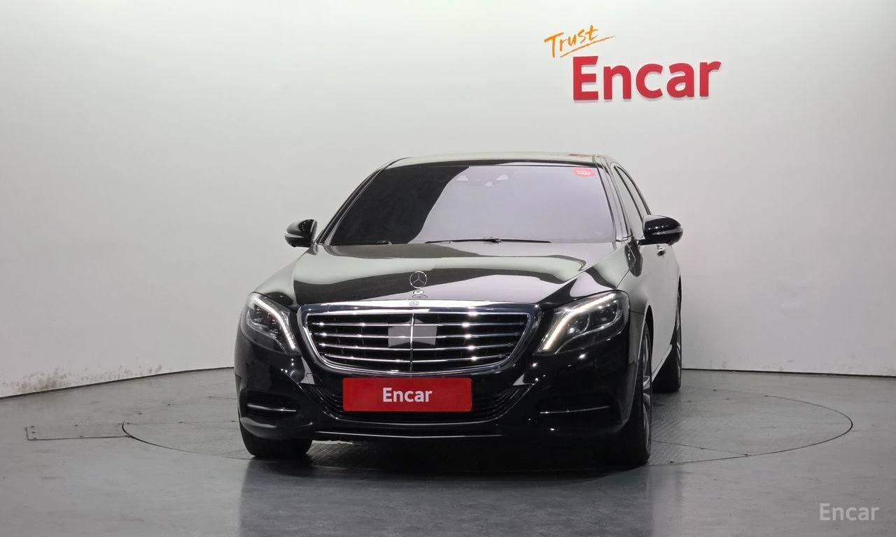 Mercedes-Benz S 500 LONG* ЕКРАНИ* 360* 4 ОБДУХВАНИЯ И ПОДГРЕВИ* , снимка 2 - Автомобили и джипове - 54479992