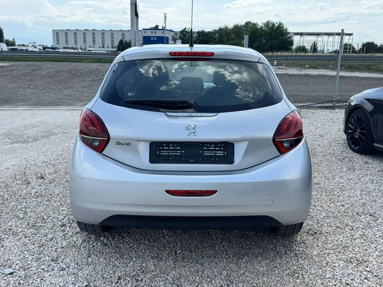 Peugeot 208 1.6 BLUE HDI ALLURE | Mobile.bg � ����������� 5