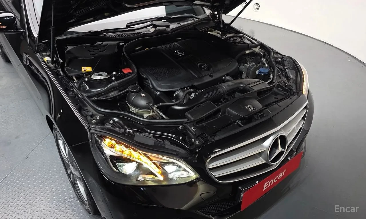 Mercedes-Benz E 220 CDI Avantgarde * НАВИ* КАМЕРА* ПОДГРЕВ* ШИБИДАХ* , снимка 6 - Автомобили и джипове - 55962669