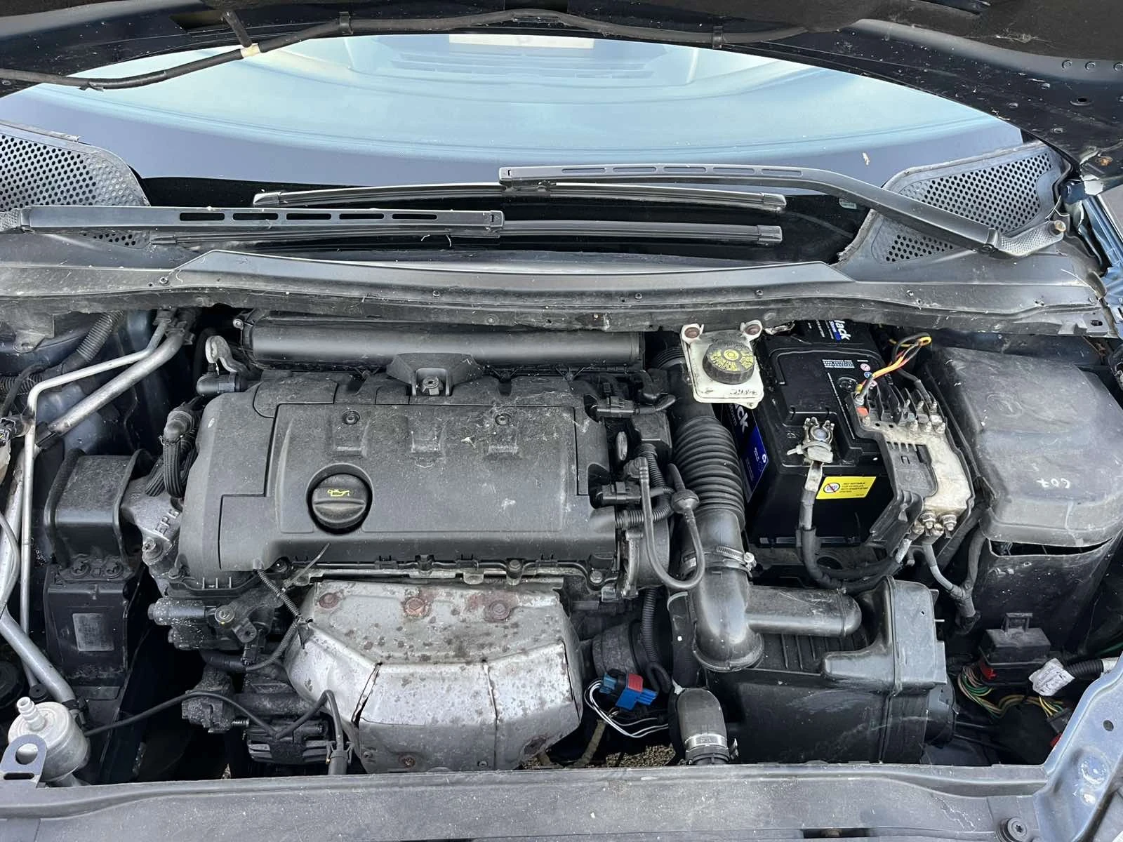 Citroen C4 1.6I 120кс EURO 4  КЛИМАТРОНИК , снимка 15 - Автомобили и джипове - 55993719