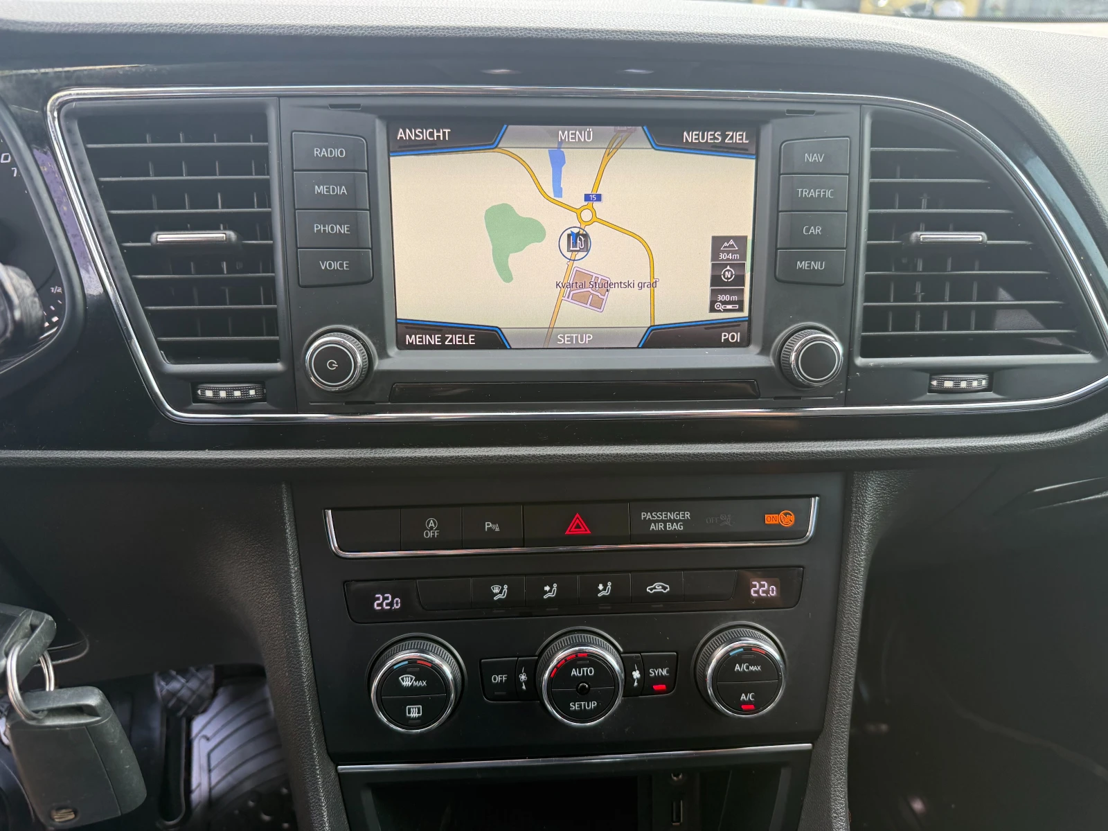 Seat Leon 1, 6 TDI НАВИГАЦИЯ  !! ЕВРО 6 !! LED !!, снимка 12 - Автомобили и джипове - 56049370