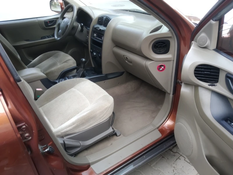 Hyundai Santa fe 2.4 , снимка 3 - Автомобили и джипове - 47806648