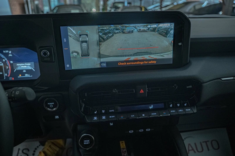 Toyota Land cruiser J250/i-Force MAX/4WD/Обдухване/Lane Assist/Virtual, снимка 13 - Автомобили и джипове - 52265983