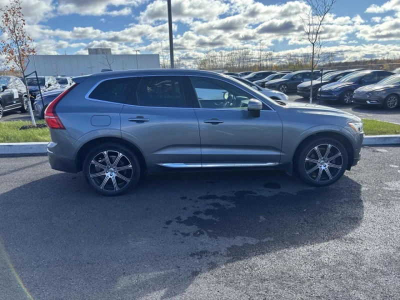 Volvo XC60 Inscription* 4x4* 360cam* Пано* Обдух* Подгрев, снимка 4 - Автомобили и джипове - 52361196