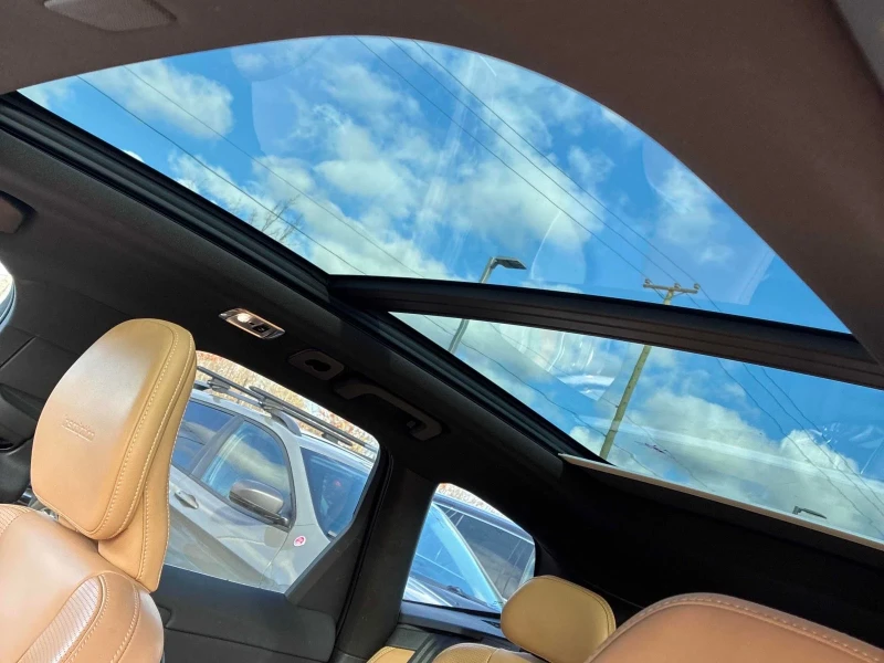 Volvo XC60 Inscription* 4x4* 360cam* Пано* Обдух* Подгрев, снимка 10 - Автомобили и джипове - 52361196