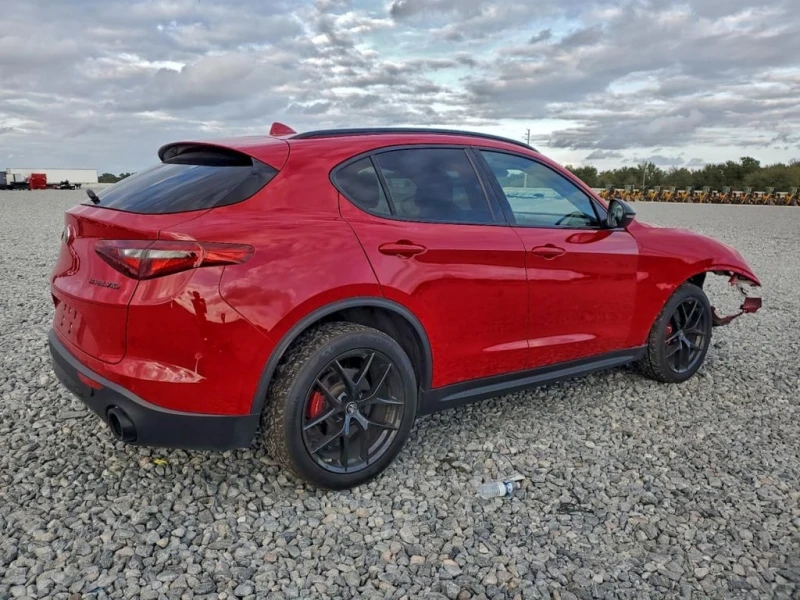 Alfa Romeo Stelvio * CARFAX * БЕЗ ПЪРВОНАЧАЛНА ВНОСКА, снимка 3 - Автомобили и джипове - 52727199