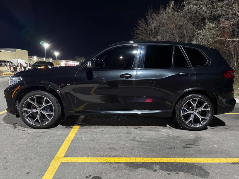 BMW X5 / M50i / M-PACK / DISTRONIC / ОБДУХВАНЕ / CARFAX, снимка 4 - Автомобили и джипове - 53335136