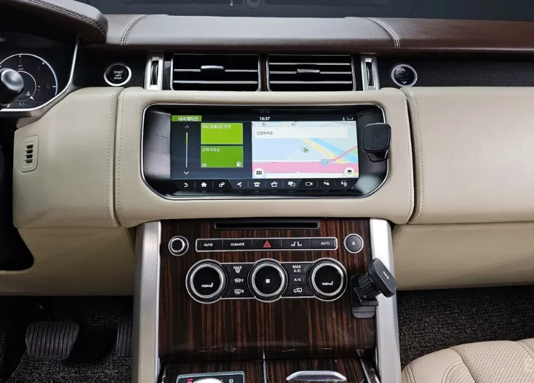 Land Rover Range rover Autobiography * LWB * АвтоКредит * (ЦЕНА ДО БГ), снимка 11 - Автомобили и джипове - 53472078