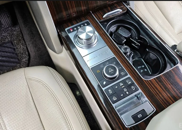 Land Rover Range rover Autobiography * LWB * АвтоКредит * (ЦЕНА ДО БГ) - изображение 8