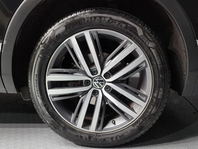 VW Tiguan 2.0 TSI Prestige| 180к.с., снимка 5 - Автомобили и джипове - 56309963