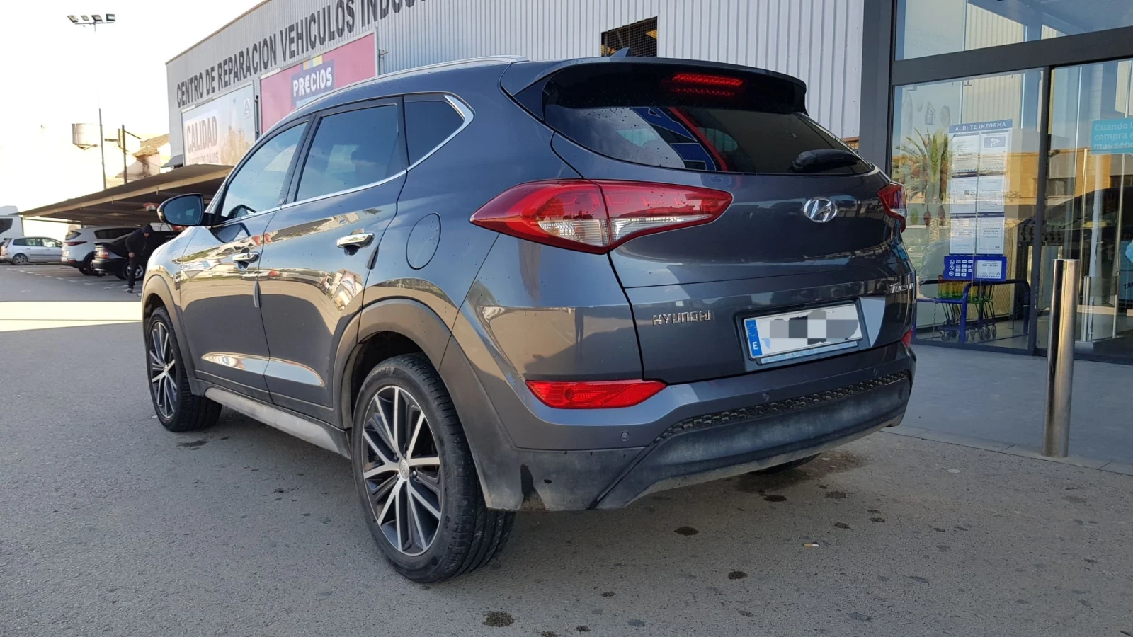 Hyundai Tucson 1.7CRDI GO! - изображение 4