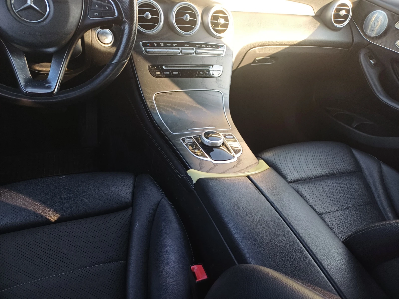 Mercedes-Benz GLC 300  - изображение 4