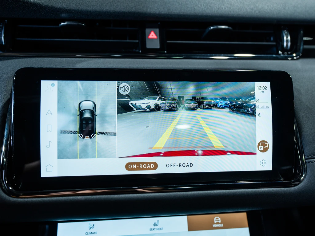 Land Rover Range Rover Evoque P250 AWD / R-Dynamic SE / PANO / Meridian / 360 | Mobile.bg   12