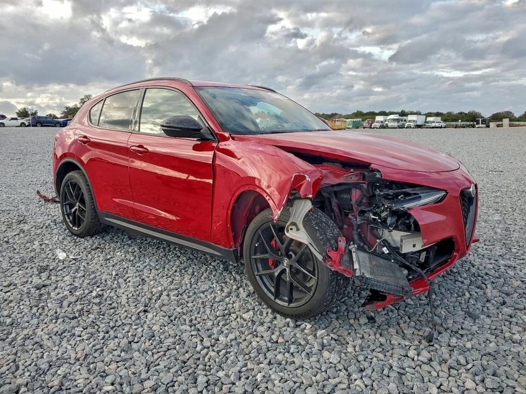 Alfa Romeo Stelvio * CARFAX * БЕЗ ПЪРВОНАЧАЛНА ВНОСКА - изображение 4