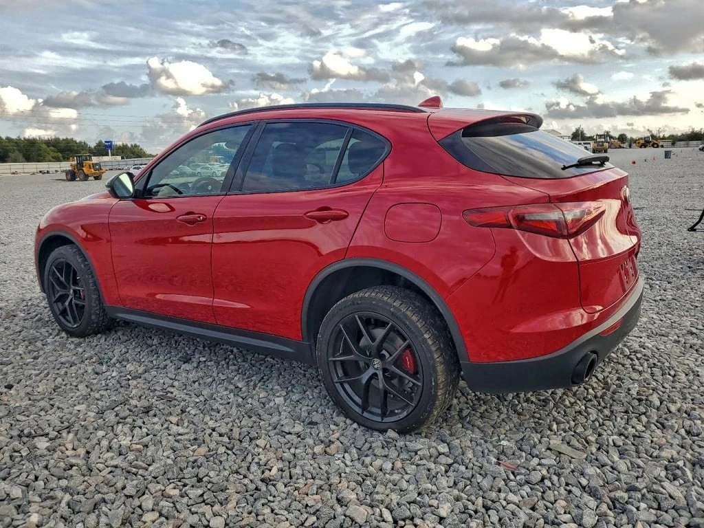 Alfa Romeo Stelvio * CARFAX * БЕЗ ПЪРВОНАЧАЛНА ВНОСКА - изображение 2