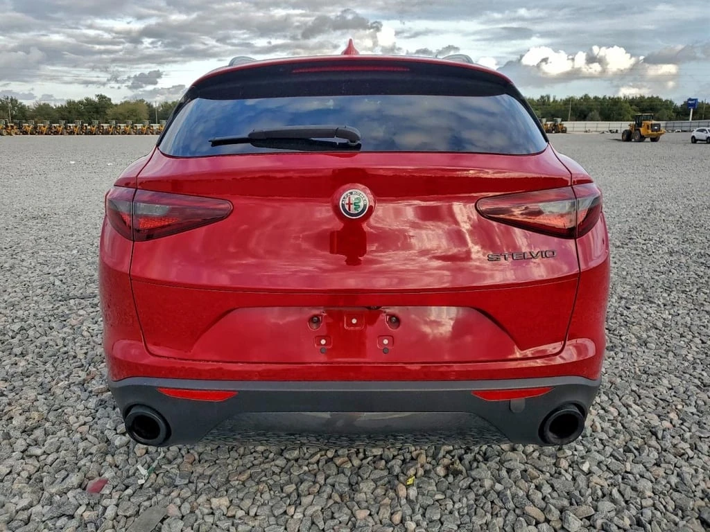 Alfa Romeo Stelvio * CARFAX * БЕЗ ПЪРВОНАЧАЛНА ВНОСКА - изображение 6