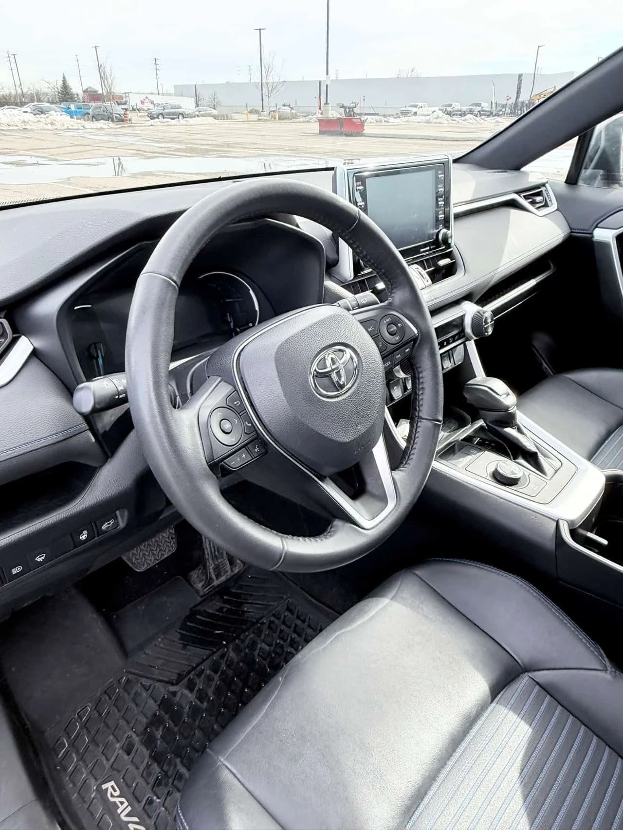 Toyota Rav4 Hybrid XSE  CARFAX, снимка 9 - Автомобили и джипове - 53836800