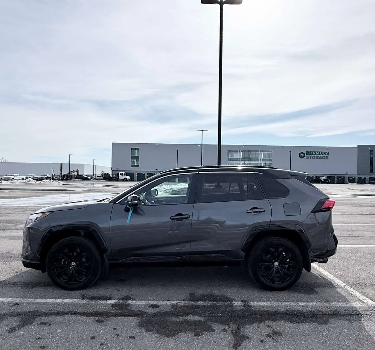 Toyota Rav4 Hybrid XSE  CARFAX, снимка 2 - Автомобили и джипове - 53836800