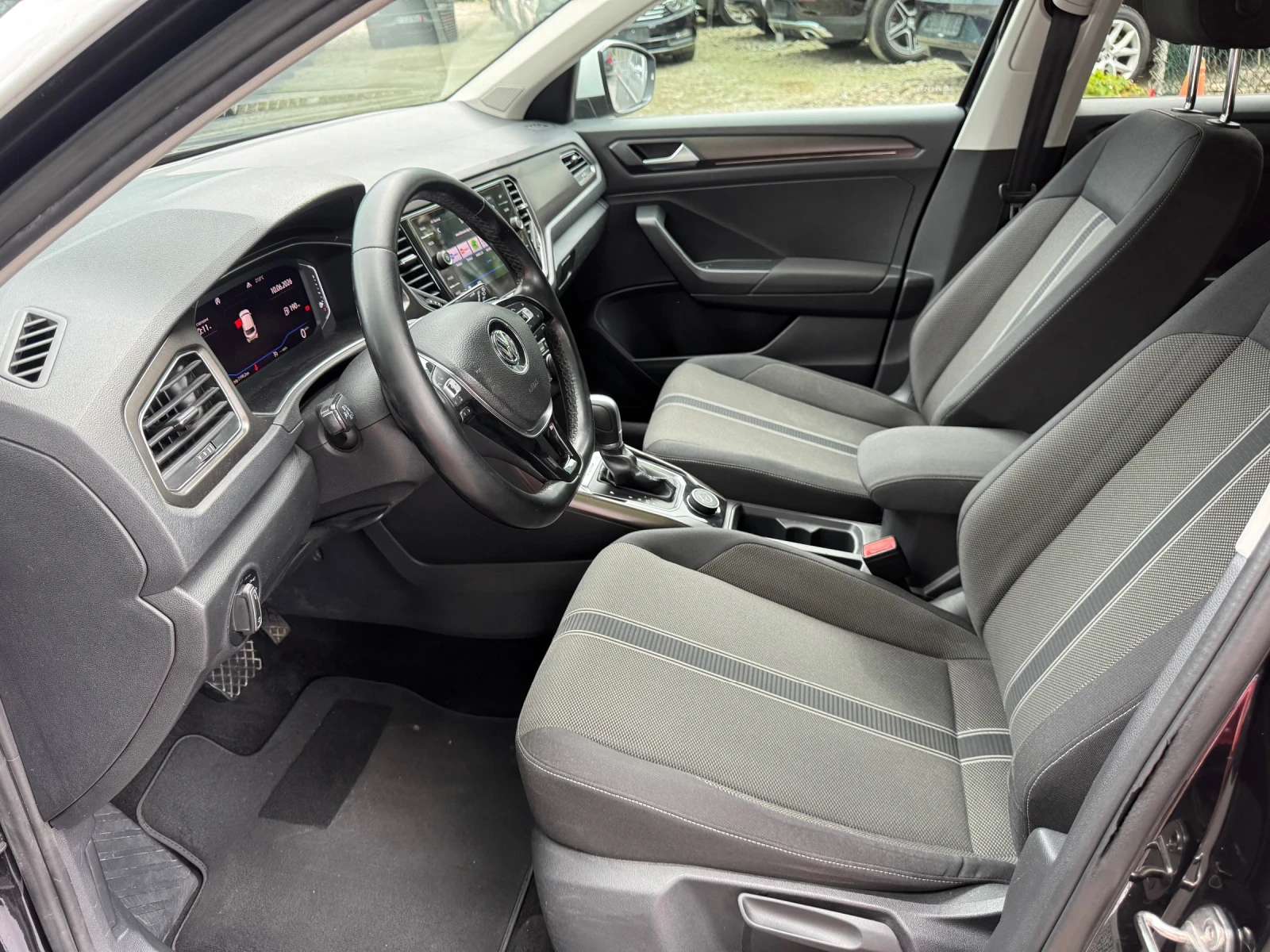 VW T-Roc 2.0TDI* 4motion* DSG , снимка 10 - Автомобили и джипове - 54878647
