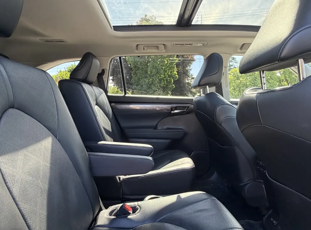 Toyota Highlander Full Platinum Hybrid , снимка 14 - Автомобили и джипове - 54959061