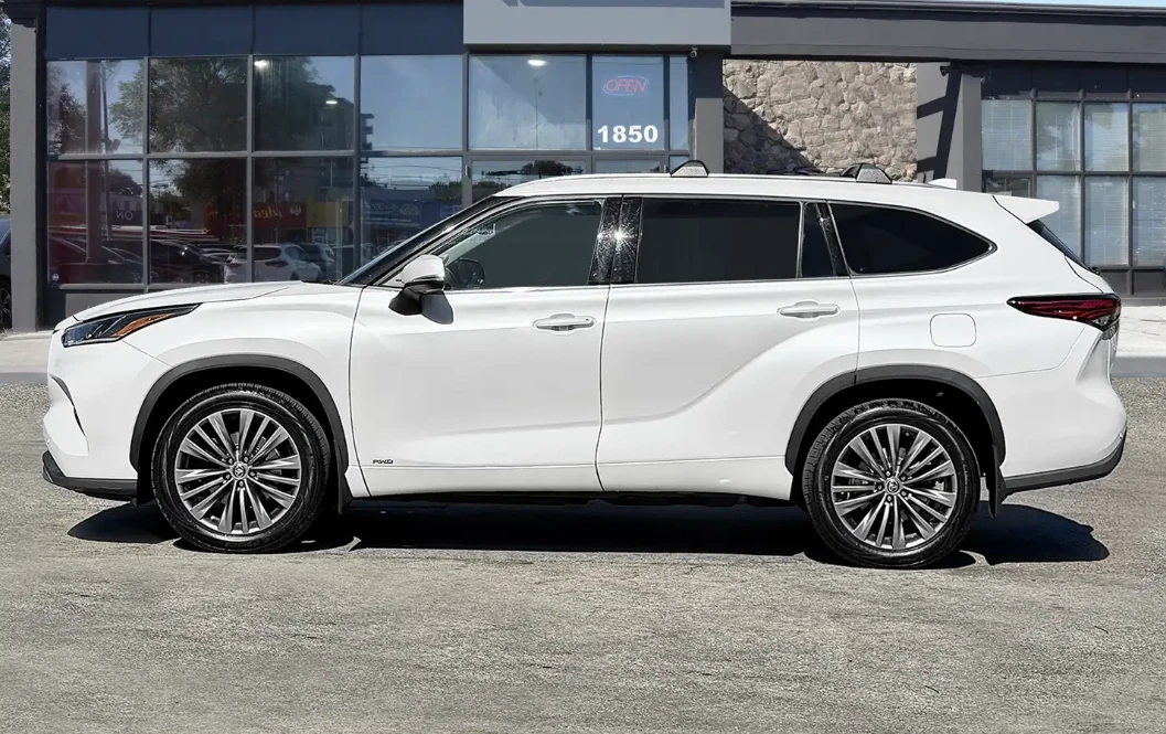 Toyota Highlander Full Platinum Hybrid , снимка 2 - Автомобили и джипове - 54959061