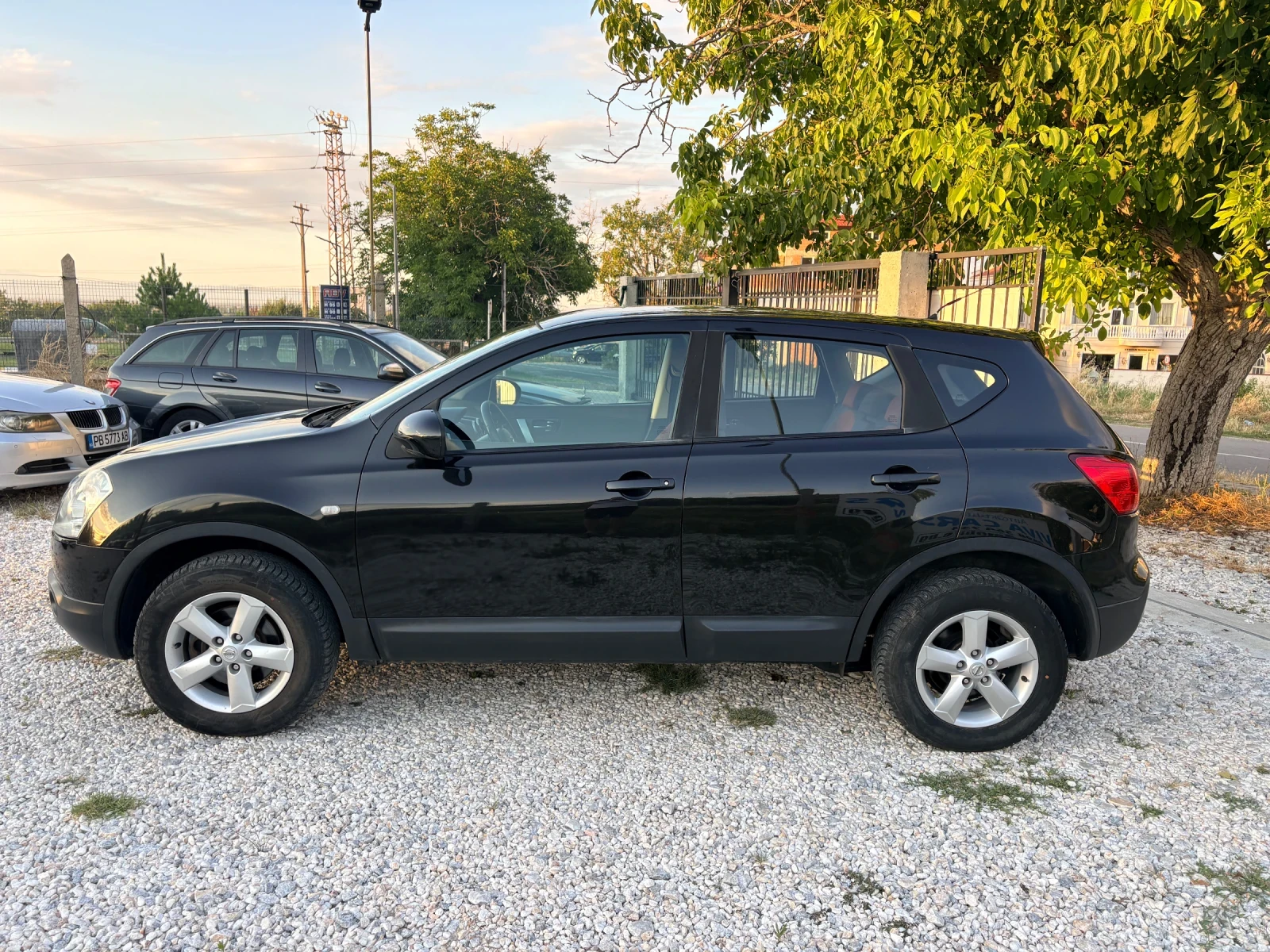 Nissan Qashqai 1.5 dci 110 ps , снимка 12 - Автомобили и джипове - 55236610