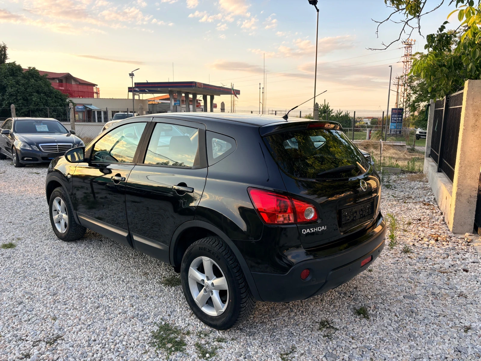 Nissan Qashqai 1.5 dci 110 ps , снимка 10 - Автомобили и джипове - 55236610