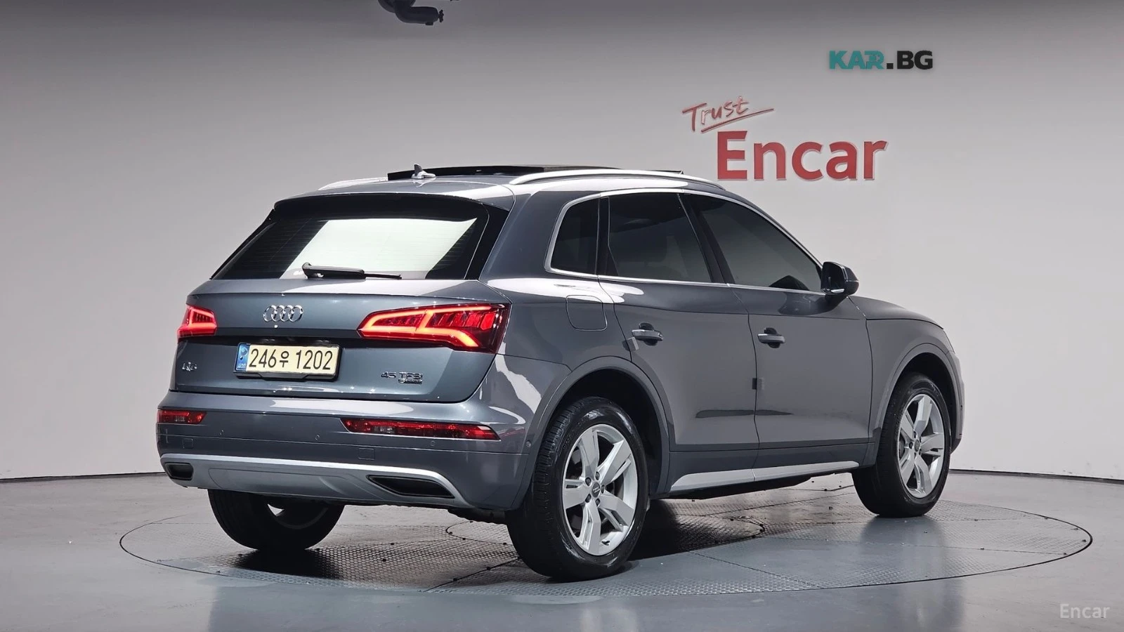 Audi Q5 45 TFSI QUATTRO PREMIUM* АВТОКРЕДИТ, снимка 2 - Автомобили и джипове - 55724992