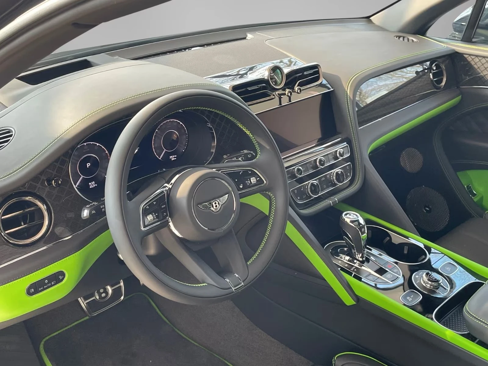 Bentley Bentayga S / V8 / BLACK EDITION / NAIM / HUD / 360 / , снимка 7 - Автомобили и джипове - 55948751