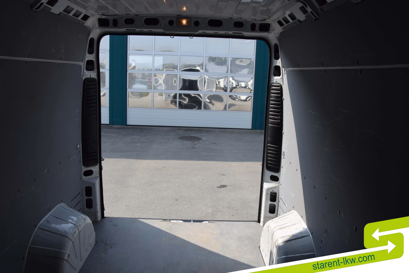 Peugeot Boxer VAN26004, снимка 12 - Бусове и автобуси - 53907768