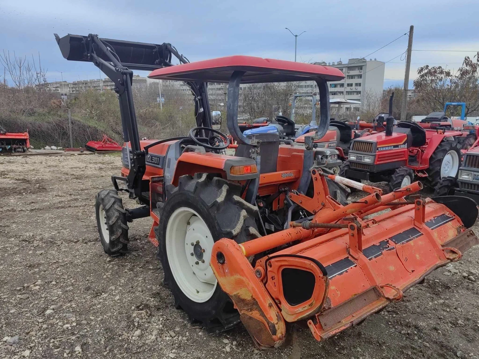 Трактор Kubota GL301 - изображение 4