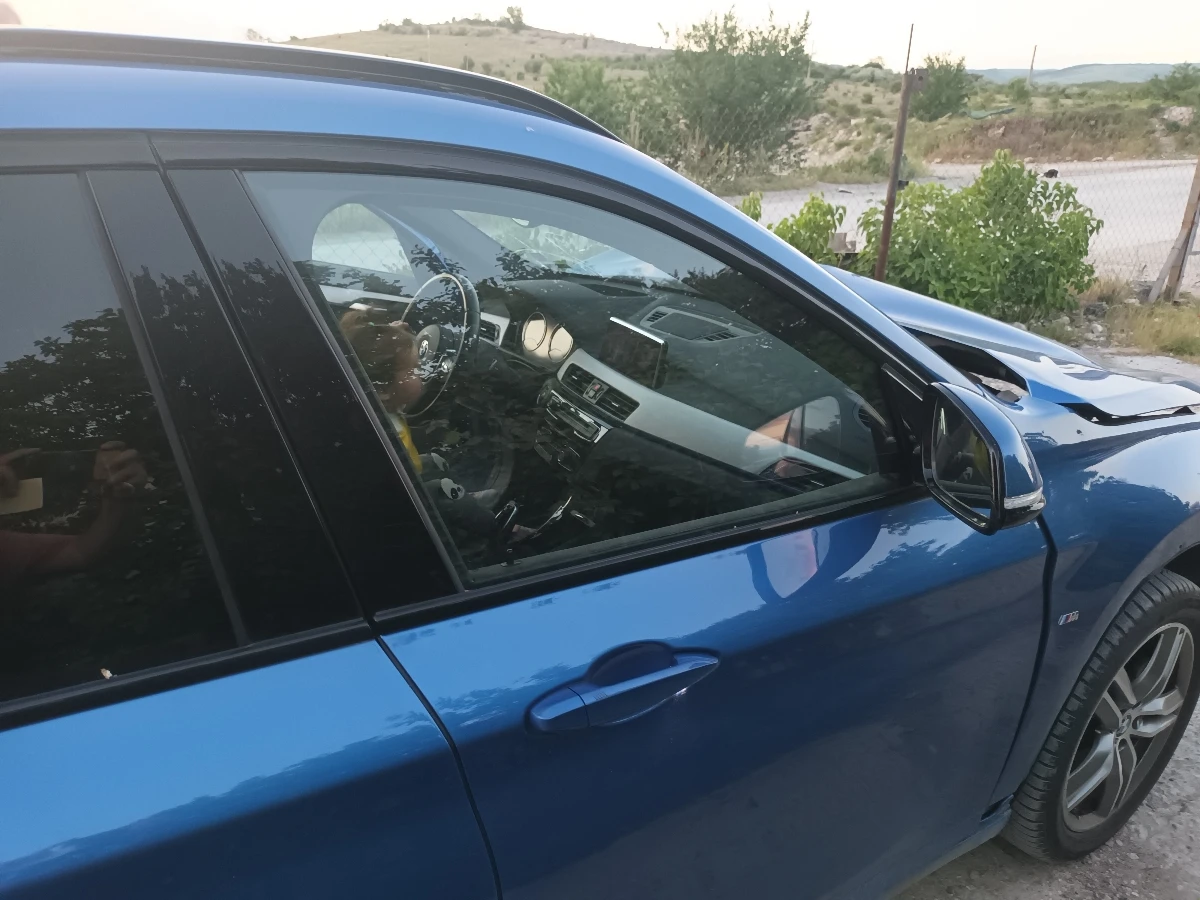 стъкло странично предно дясно БМВ Х1 2.0д x drive x1