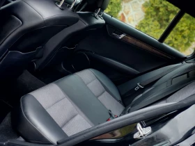 Mercedes-Benz C 220 2.2CDI(170)* АВТОМАТИК* AMG-LINE* НОВ ВНОС* , снимка 15