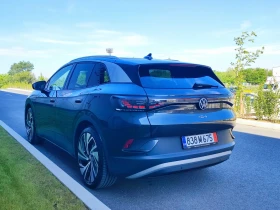 ����� �� �������� �� VW ID.4 IQ LIGHTS/PANO/HUD/360CAM/MEMORY/82KW/FULL