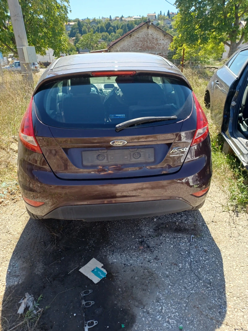 Ford Fiesta, снимка 2 - Автомобили и джипове - 47430151