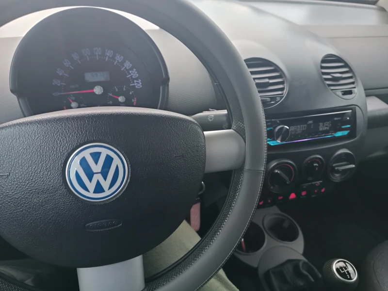 VW Beetle 1.9TDI, снимка 5 - Автомобили и джипове - 48742936