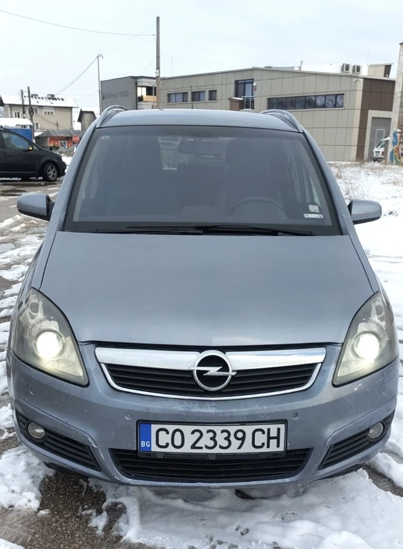 Opel Zafira 1.9cdti, ВСИЧКО ПЛАТЕНО, ОБСЛУЖЕНА, снимка 1 - Автомобили и джипове - 49185793