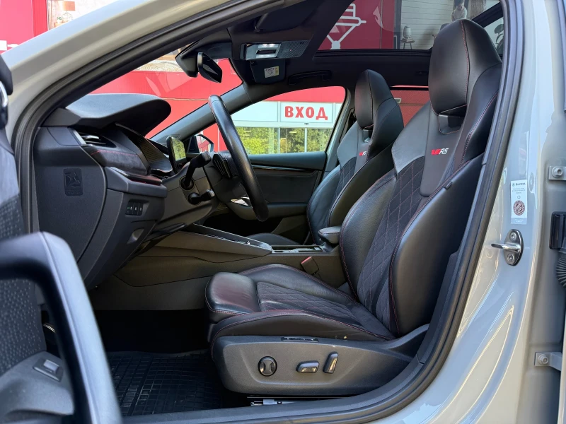 Skoda Octavia VRS* Head-Up* 4x4* ПАНО* ПЕЧКА* DISTR* КАМЕРА* 3Кл, снимка 8 - Автомобили и джипове - 51358174