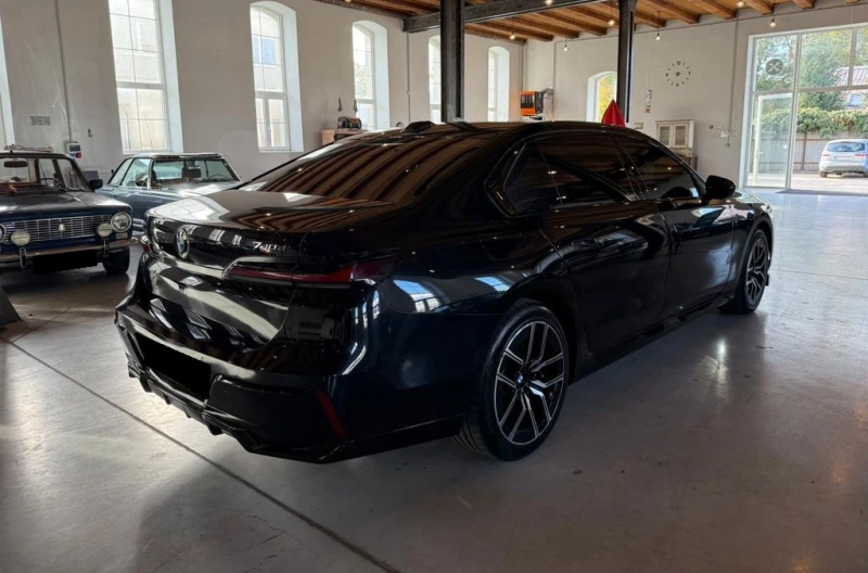 BMW 740 d xDrive M-Sport, снимка 3 - Автомобили и джипове - 52571797
