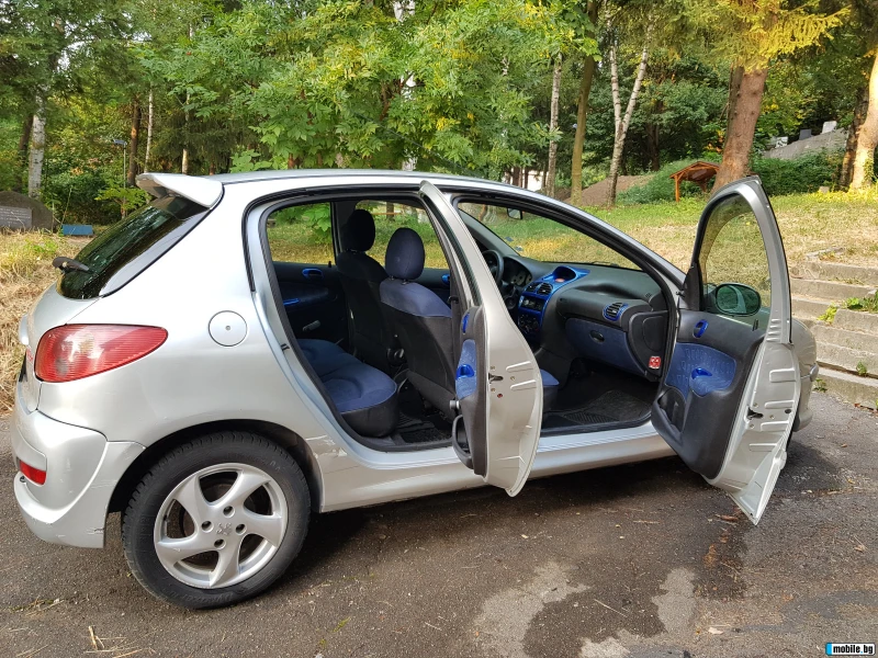 Peugeot 206, снимка 11 - Автомобили и джипове - 53080892