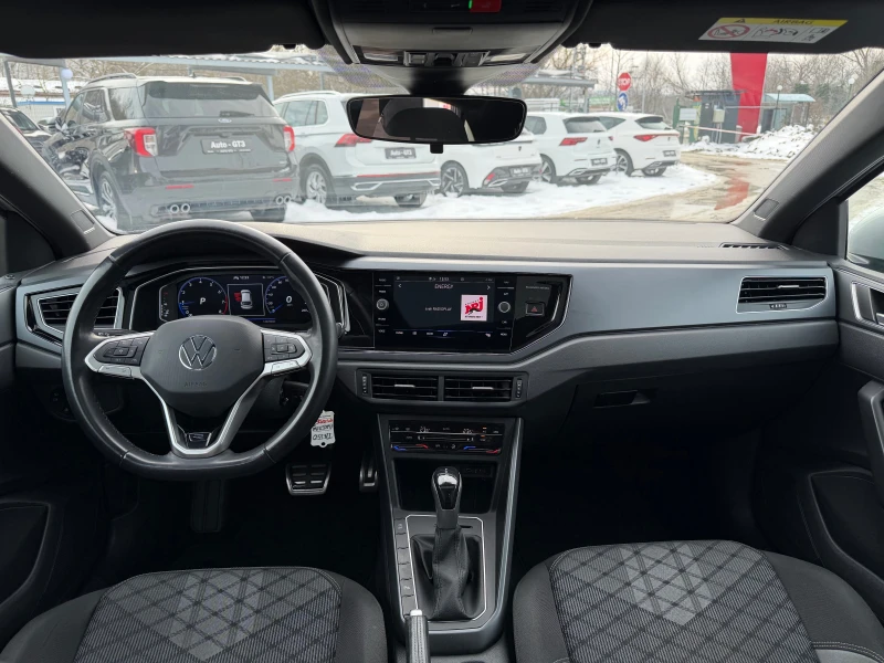 VW Taigo 1.5i 150к.с R-Line , снимка 13 - Автомобили и джипове - 53342075