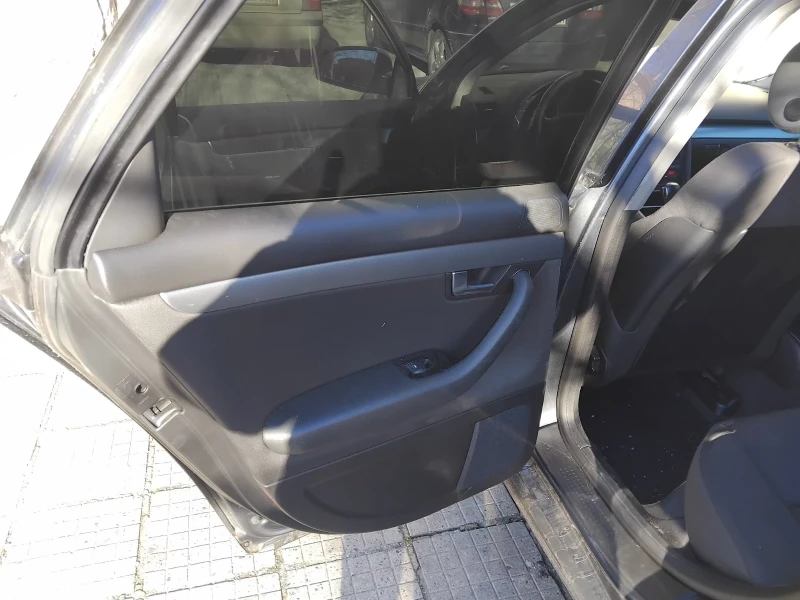Audi A4, снимка 5 - Автомобили и джипове - 53498539