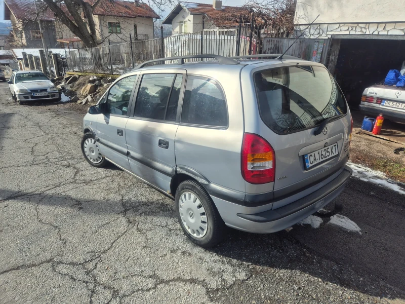 Opel Zafira, снимка 4 - Автомобили и джипове - 53540510