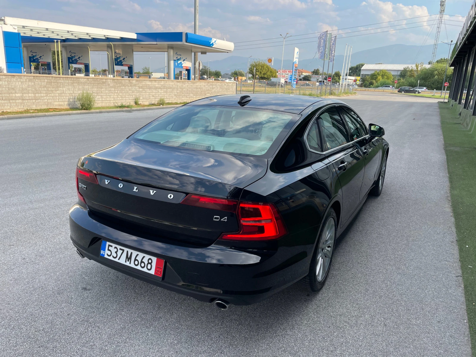 Volvo S90 D4 - изображение 9