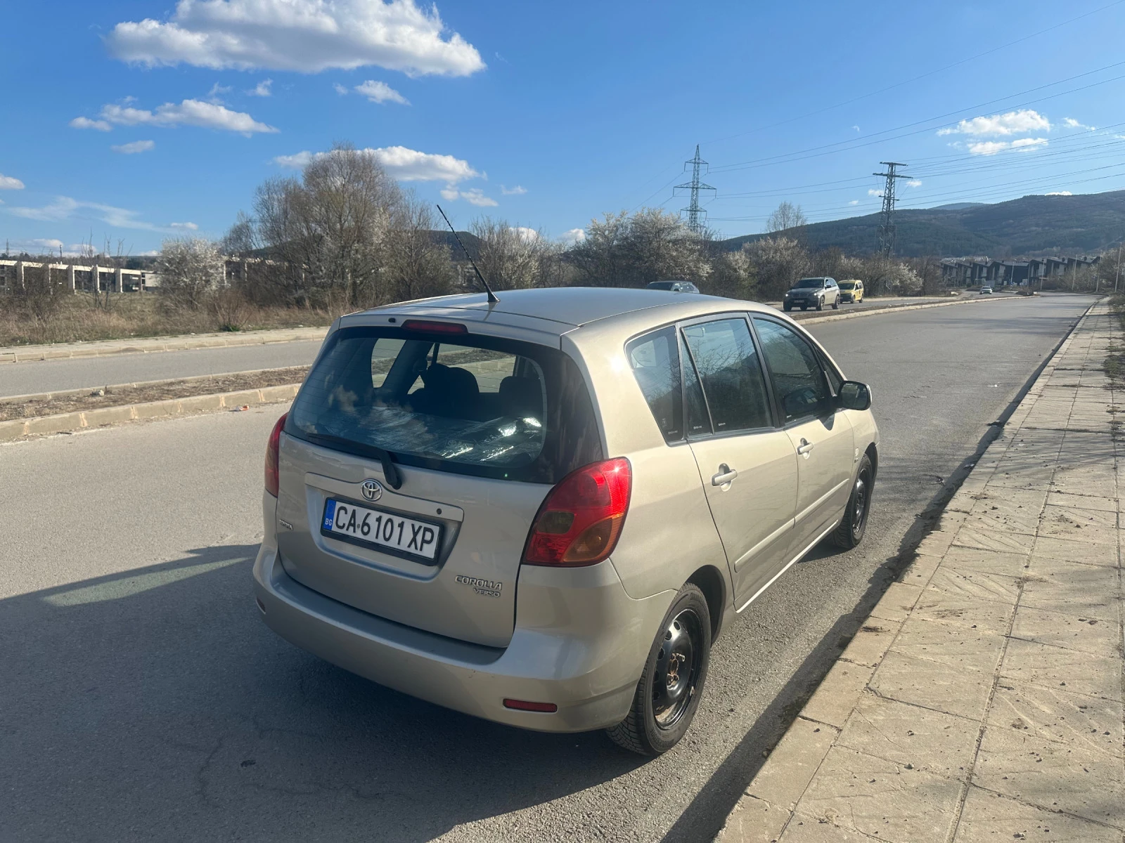 Toyota Corolla verso 1.6 - изображение 4