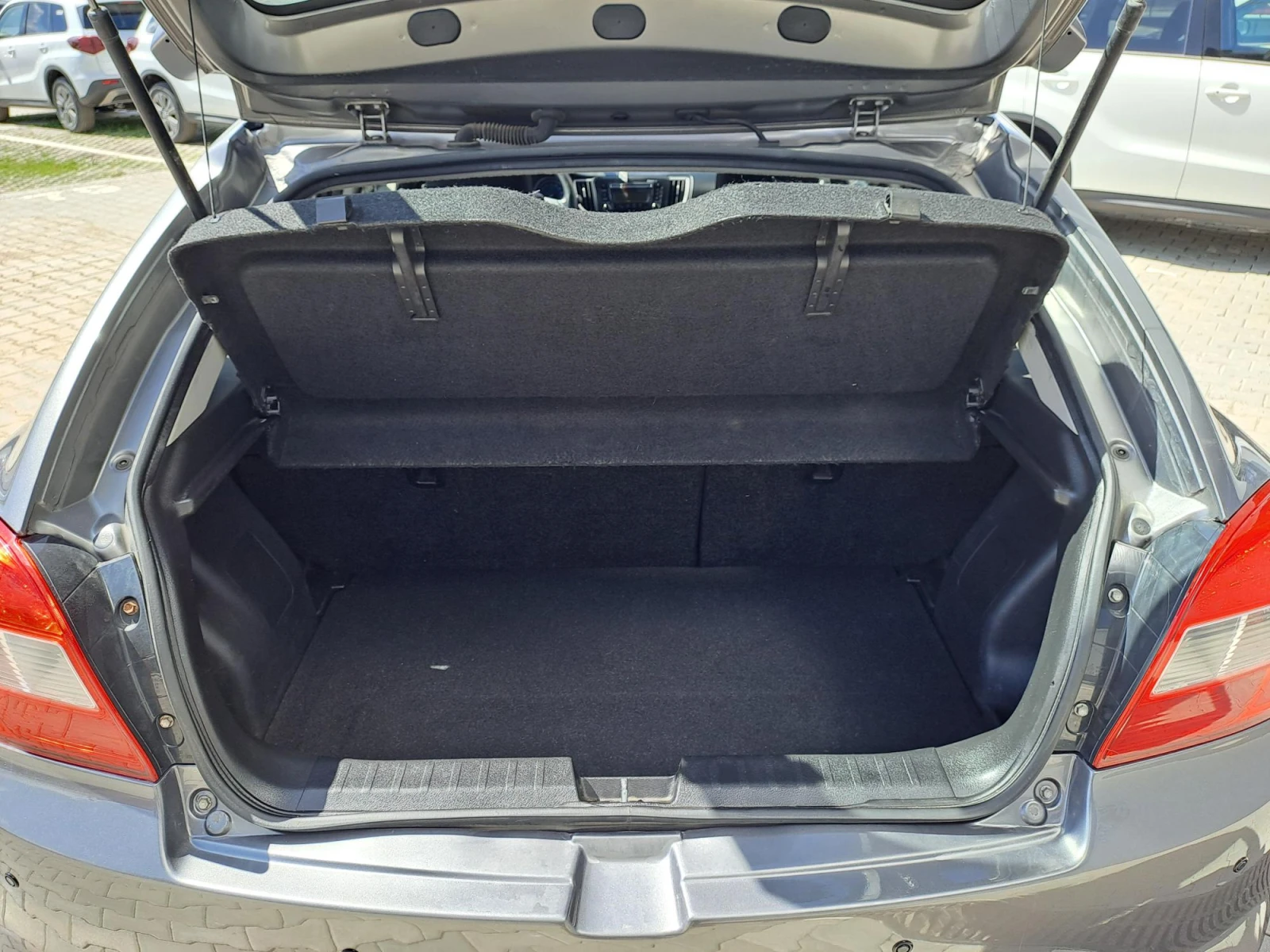 Suzuki Baleno 1. 2 GL+ AUTOMATIC  - изображение 10