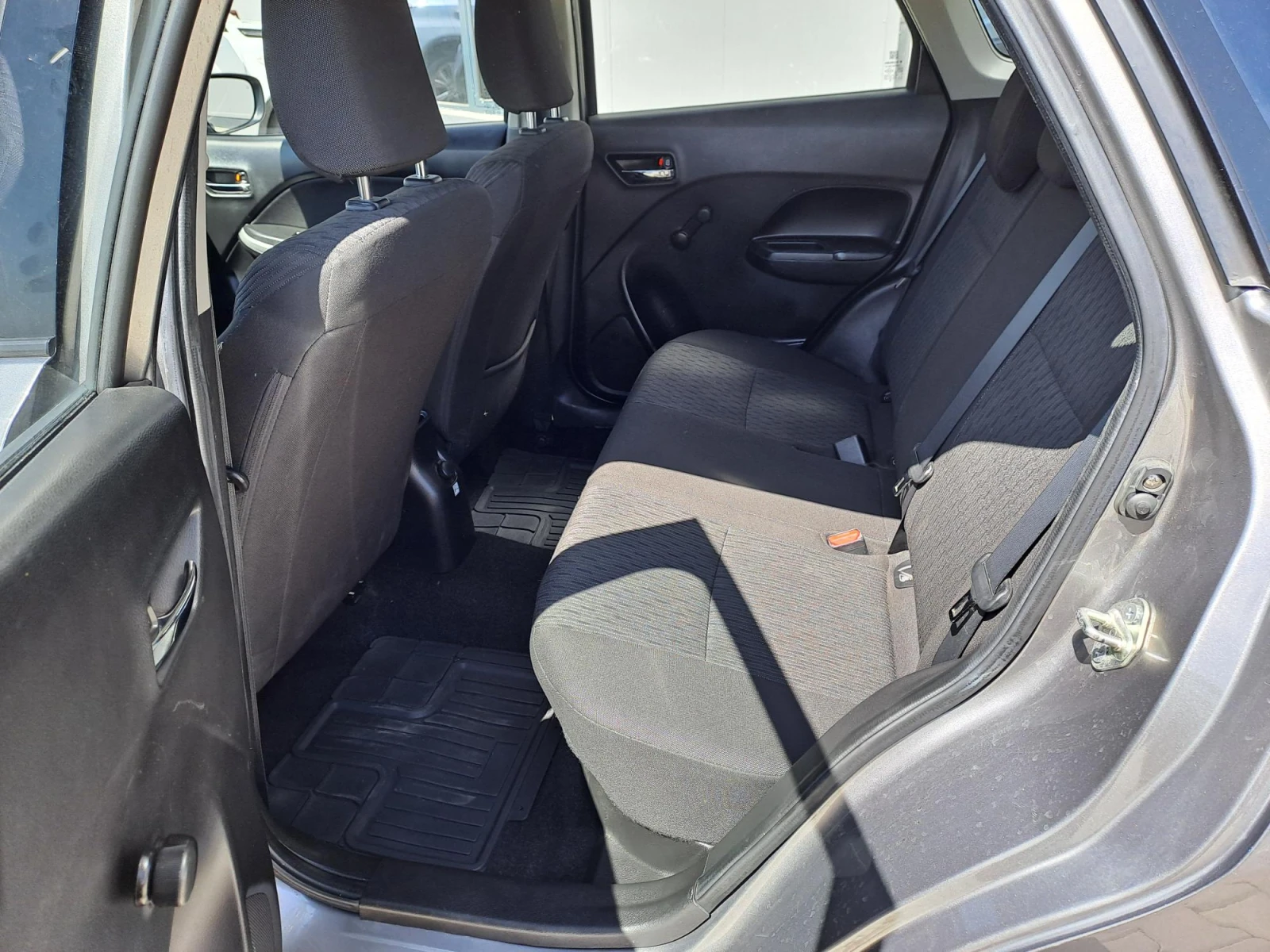 Suzuki Baleno 1. 2 GL+ AUTOMATIC  - изображение 9