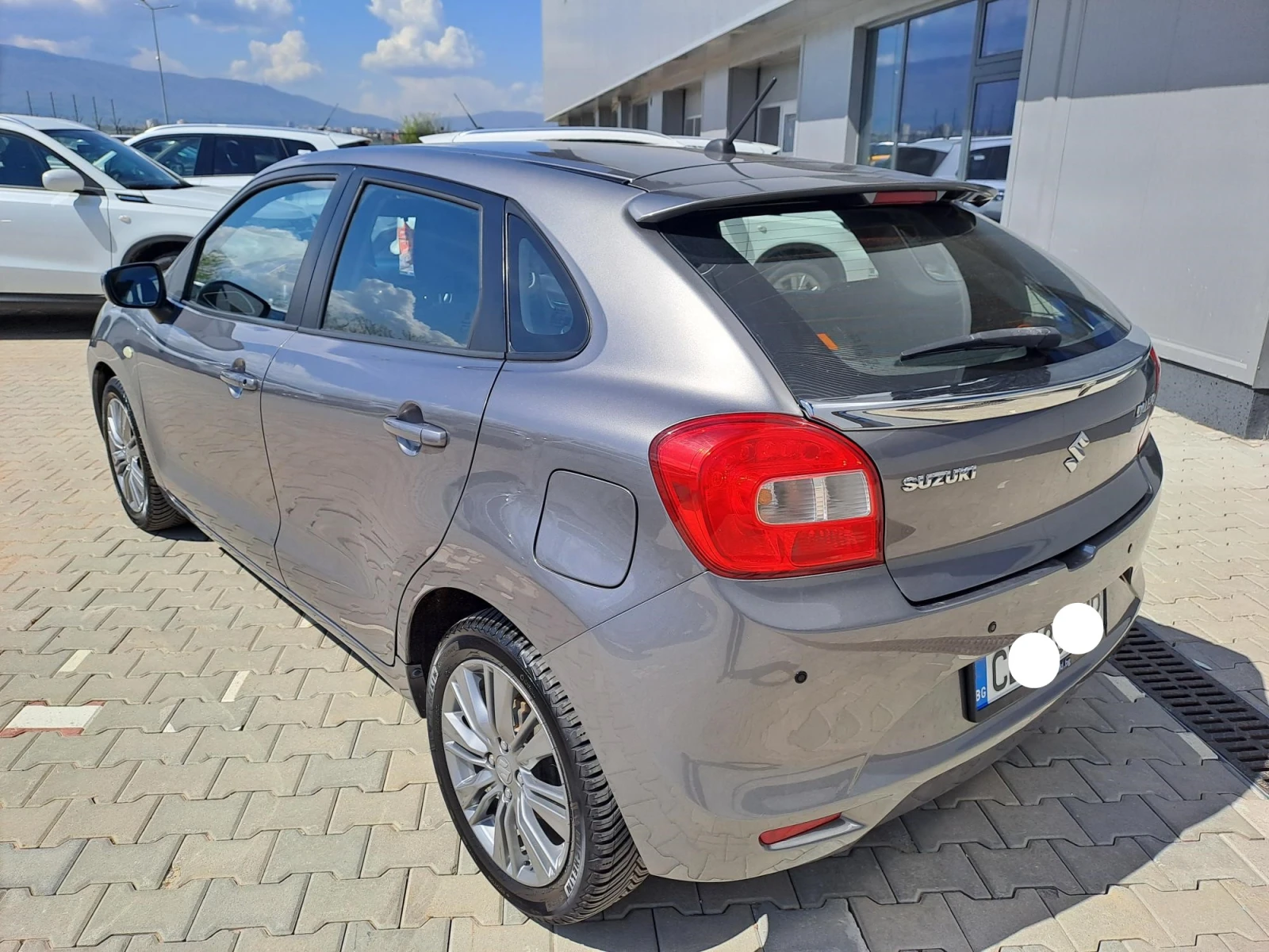 Suzuki Baleno 1. 2 GL+ AUTOMATIC  - изображение 6